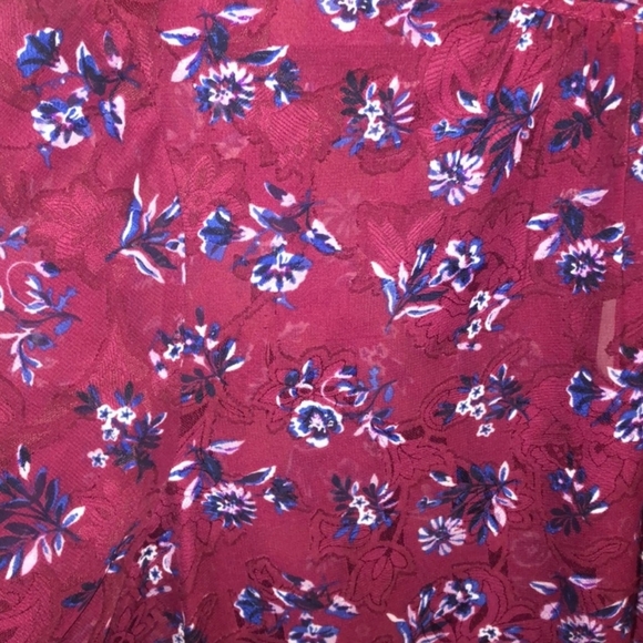 NWT Blouse with Bell Sleeves 1X - Picture 5 of 6